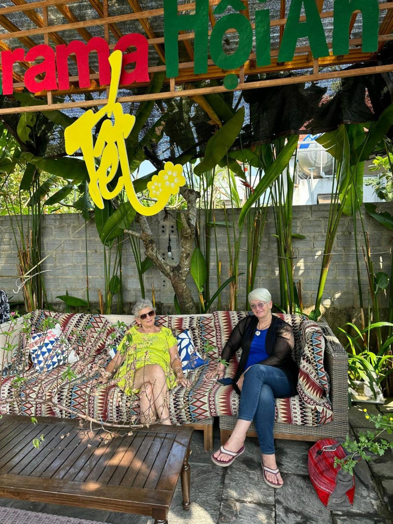 Water Palm Residence Hieu Nhon Bagian luar foto