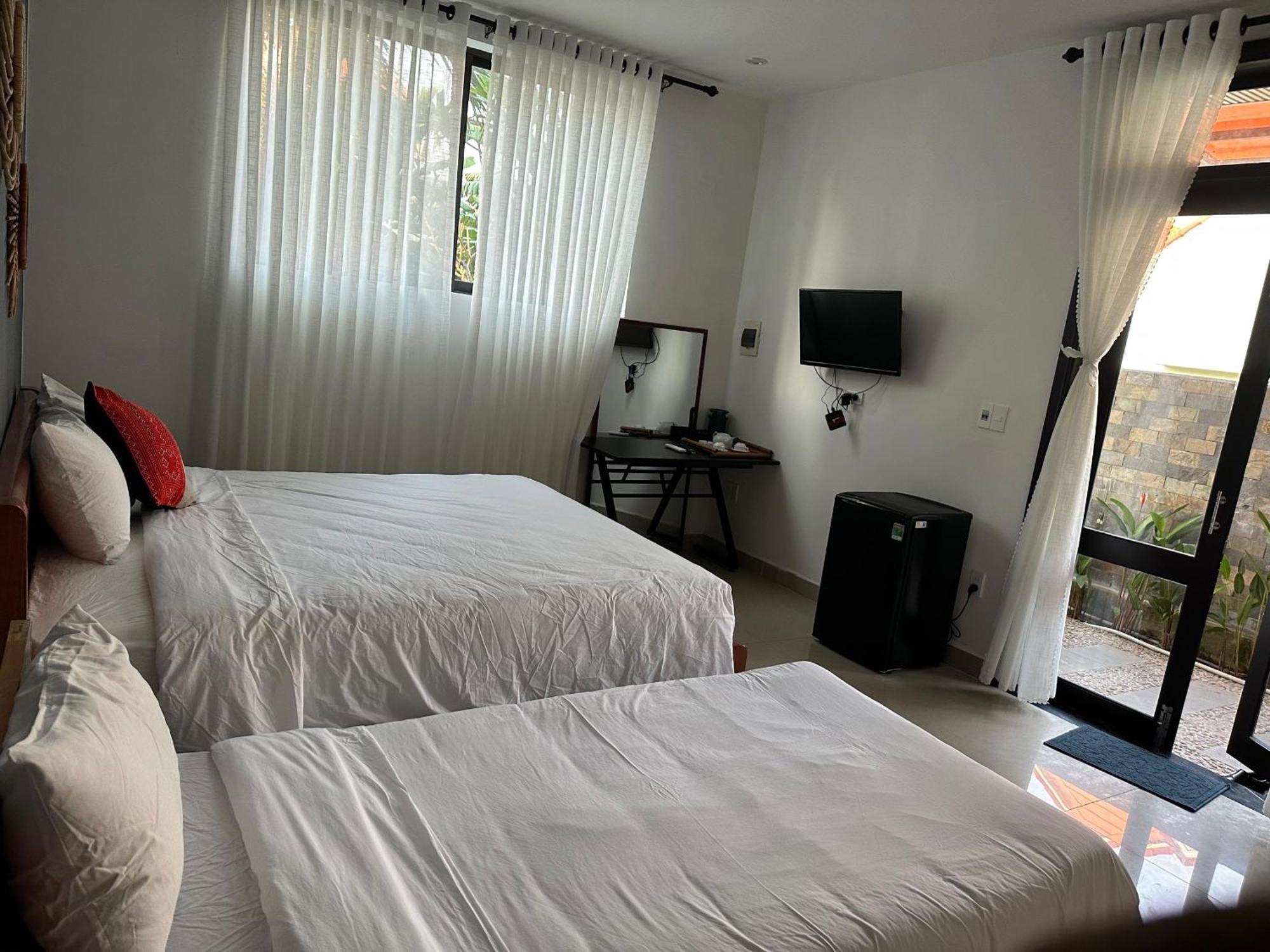 Water Palm Residence Hieu Nhon Bagian luar foto